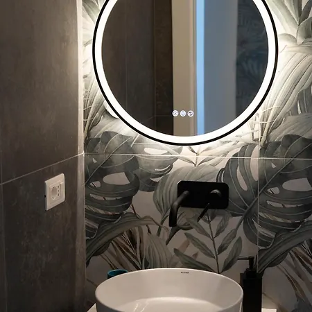 Nomad 3* La Spezia